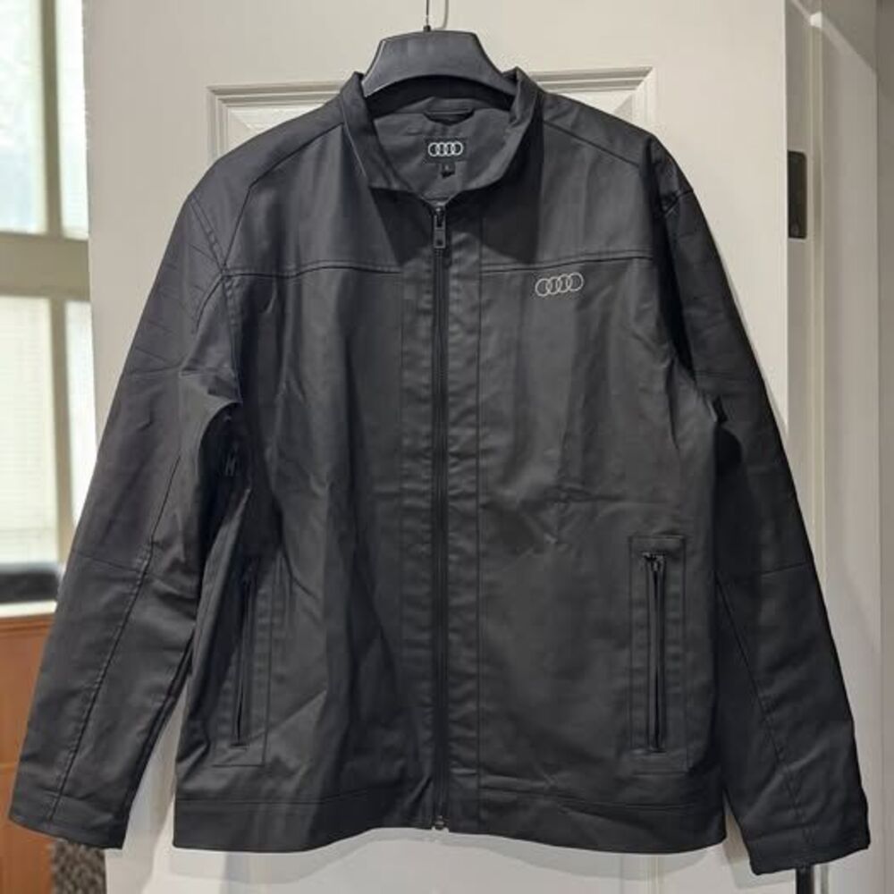 Audi Quattro Racing Jacket in Black Men’s Large with anti RFID Pocket